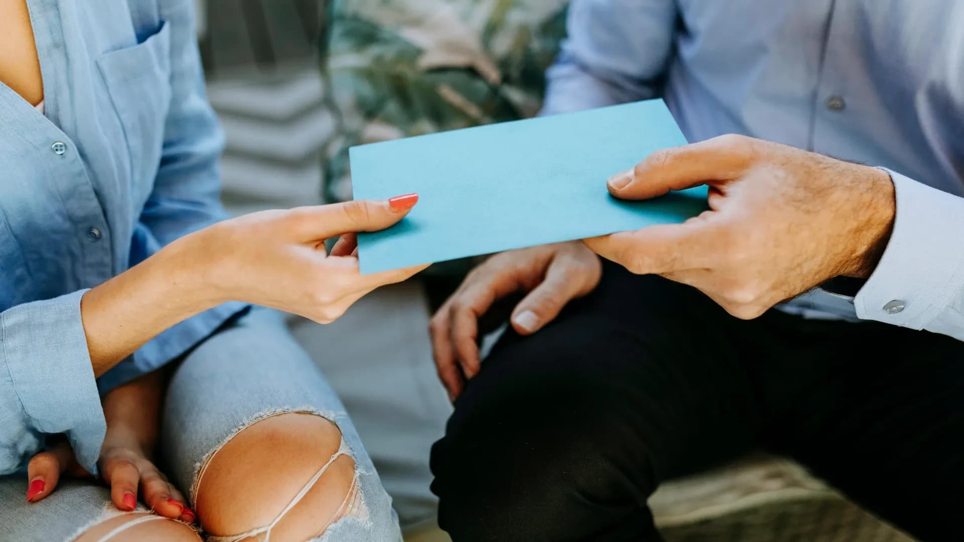 How to Ask for a Letter of Recommendation (With Email Templates)