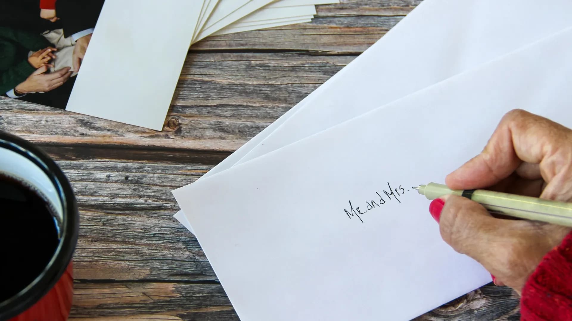 Letter Salutations: Examples and Common Mistakes